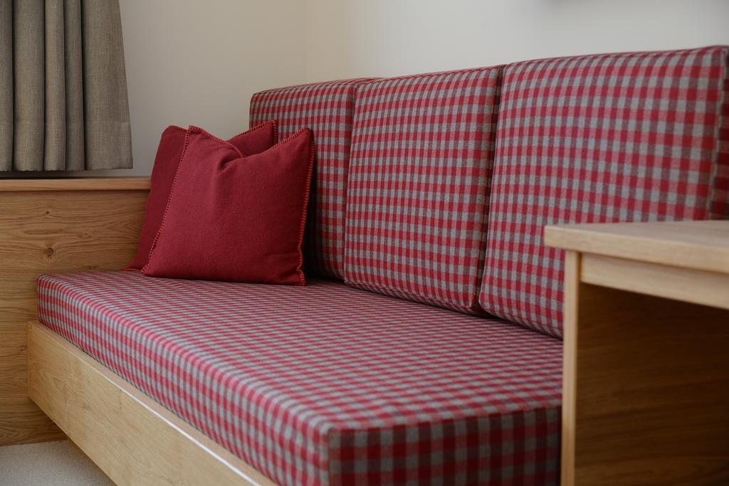 "Quality Hosts Arlberg" Hotel Garni Moessmer 장크트안톤암아를베르크 외부 사진