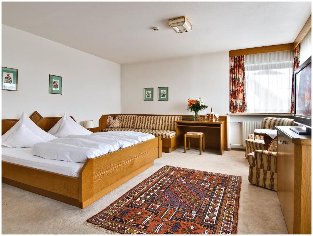 "Quality Hosts Arlberg" Hotel Garni Moessmer 장크트안톤암아를베르크 외부 사진
